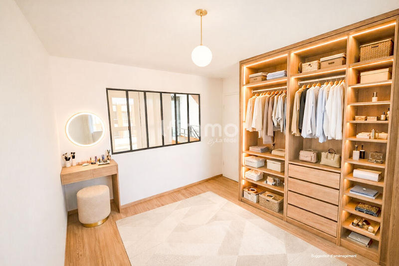 Loft - 121 m² - 5 pièces