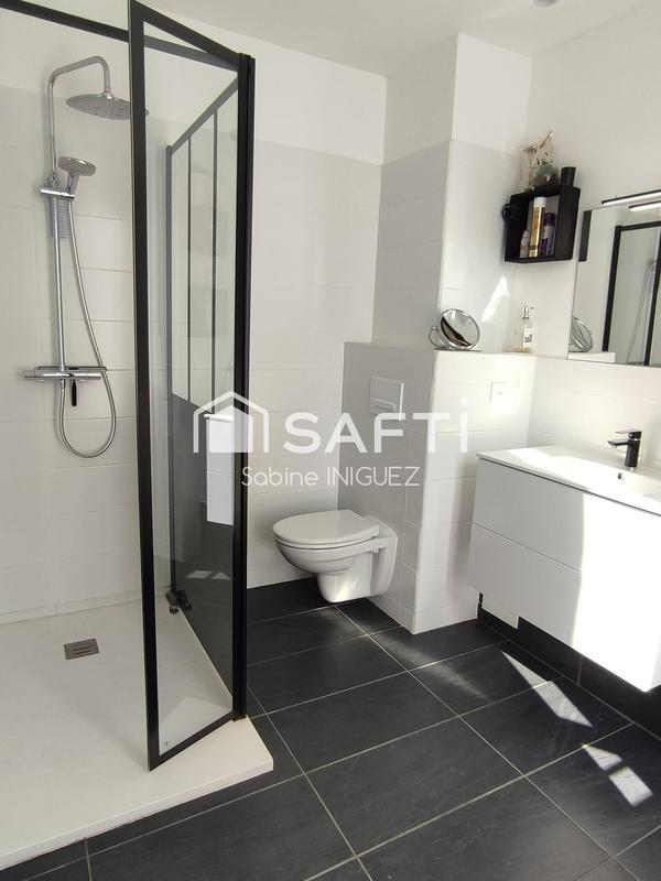 Maison - 206 m² - 10 pièces