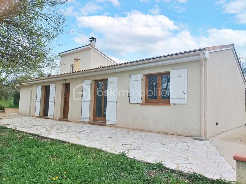 Maison traditionnelle - 136 m² - 5 pièces