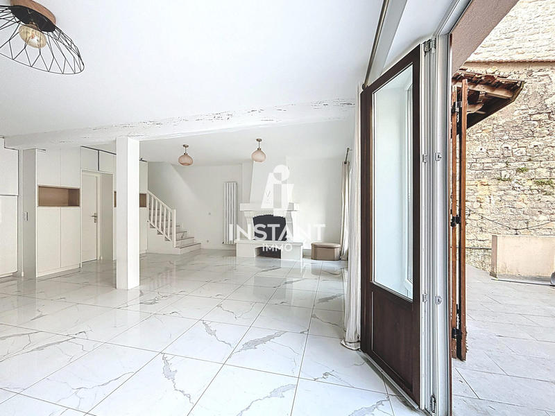 Maison - 96 m² - 5 pièces