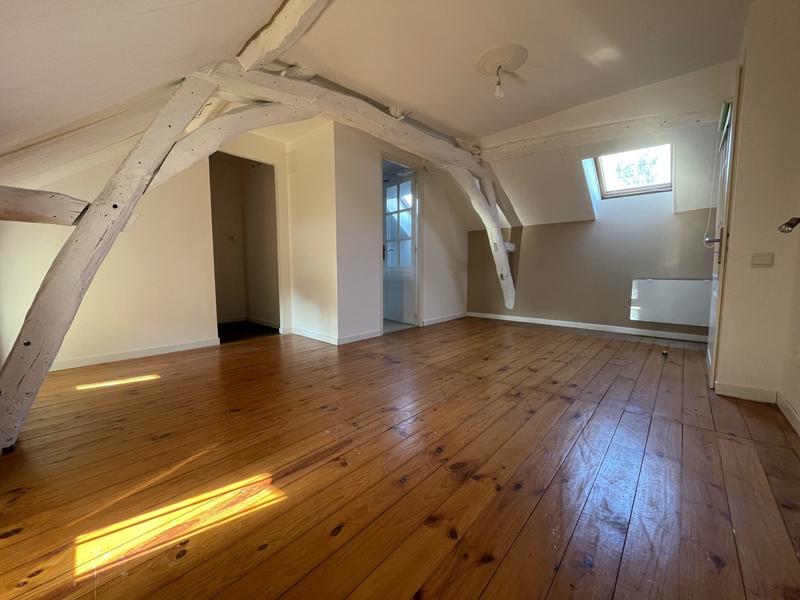 Maison ancienne - 171 m² - 6 pièces