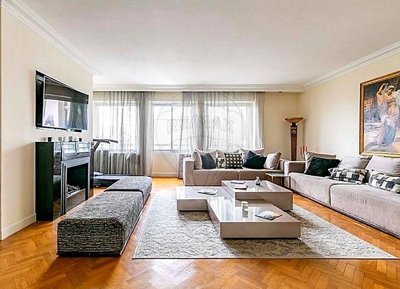 Appartement - 130 m² - 3 pièces