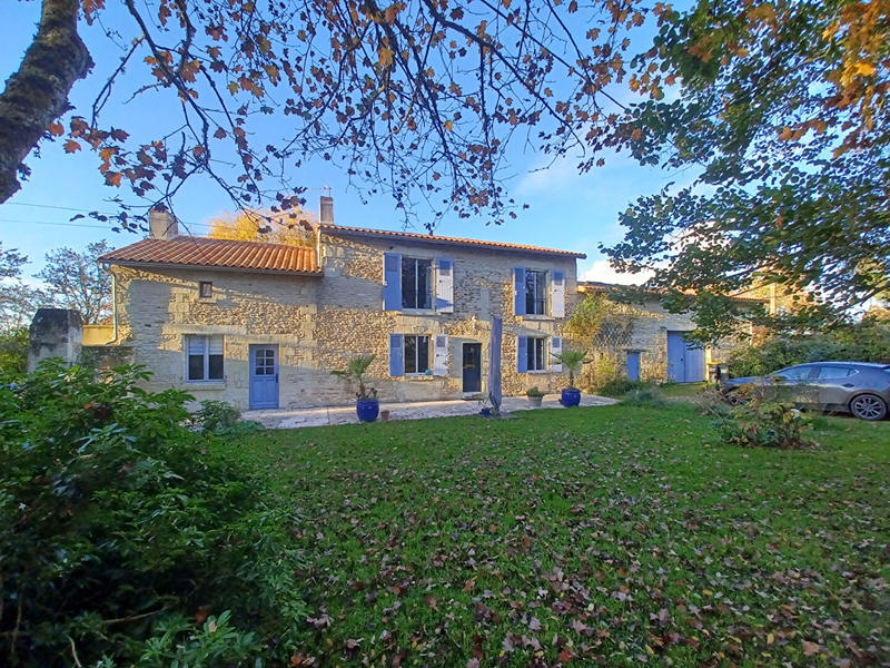 Longère - 205 m² - 7 pièces