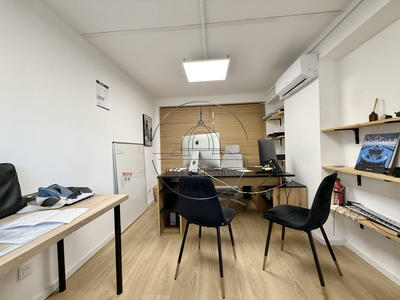 Bureau - 63 m² - 4 pièces