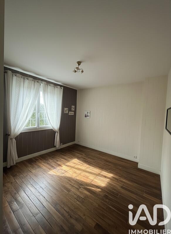 Maison - 162 m² - 7 pièces