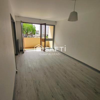 Appartement - 77 m² - 4 pièces