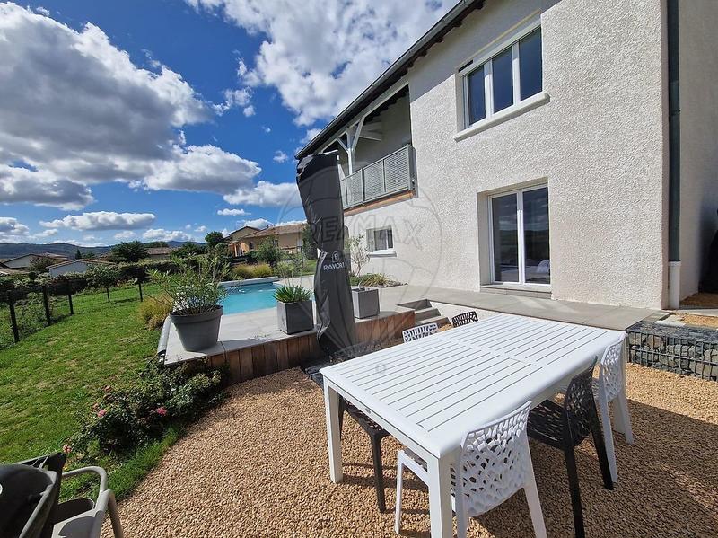 Maison - 134 m² - 6 pièces