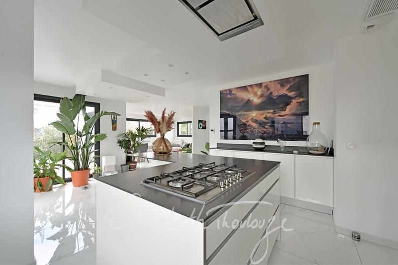 Maison - 118 m² - 5 pièces