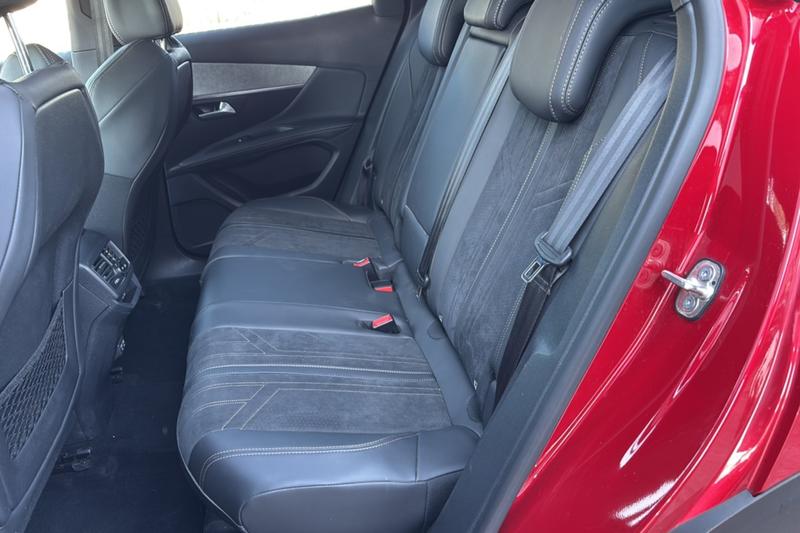 Peugeot 3008 1.2 130 Eat8 Gt