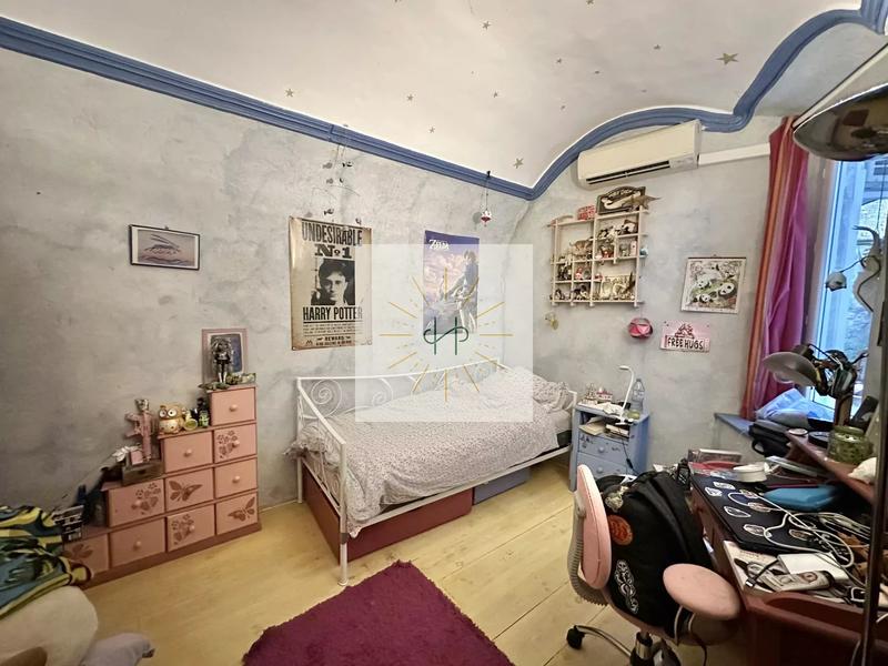 Maison - 160 m² - 9 pièces