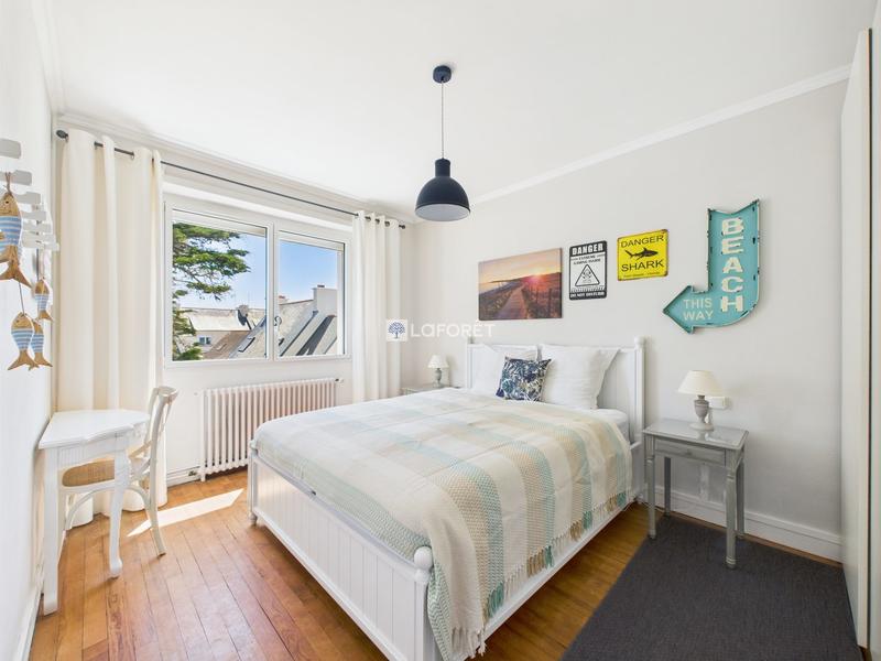 Maison - 180 m² - 8 pièces