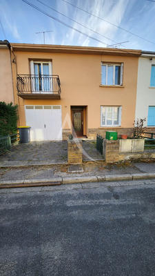 Maison - 140 m² - 5 pièces