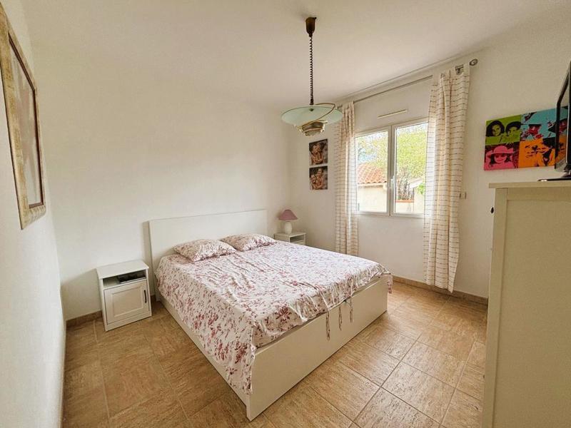 Maison - 254 m² - 6 pièces