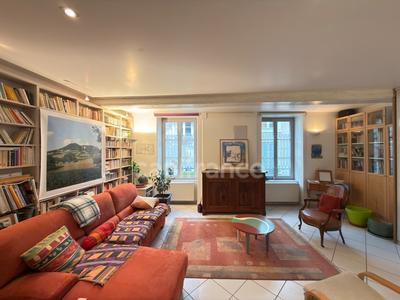 Maison - 174 m² - 5 pièces