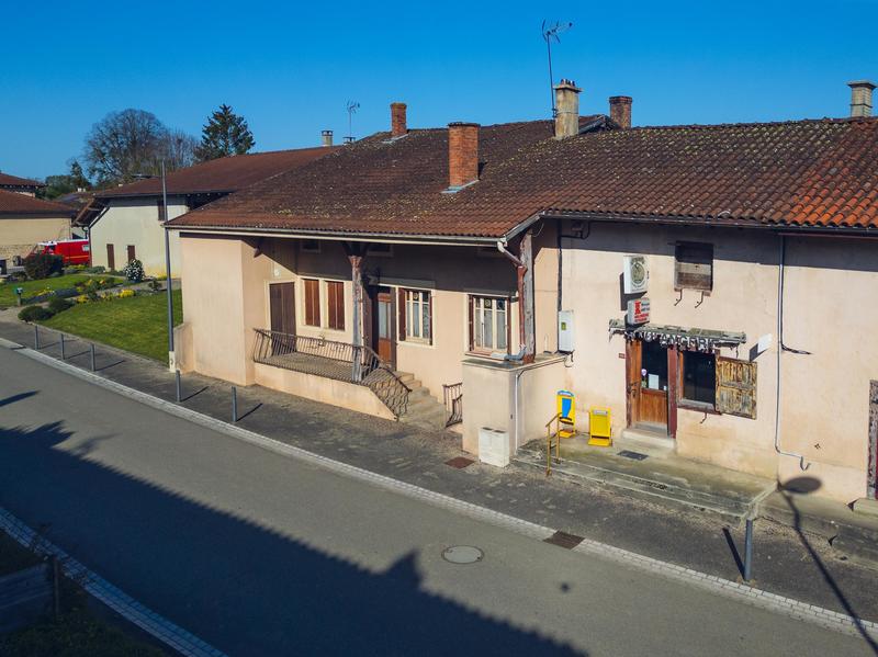 Maison - 300 m² - 10 pièces
