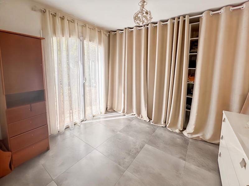 Villa - 142 m² - 5 pièces