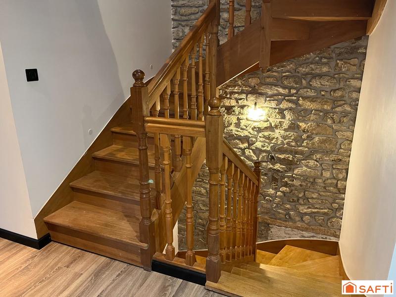 Maison de maîtres - 204 m² - 8 pièces