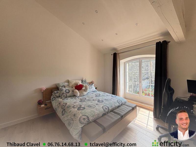 Maison - 283 m² - 10 pièces