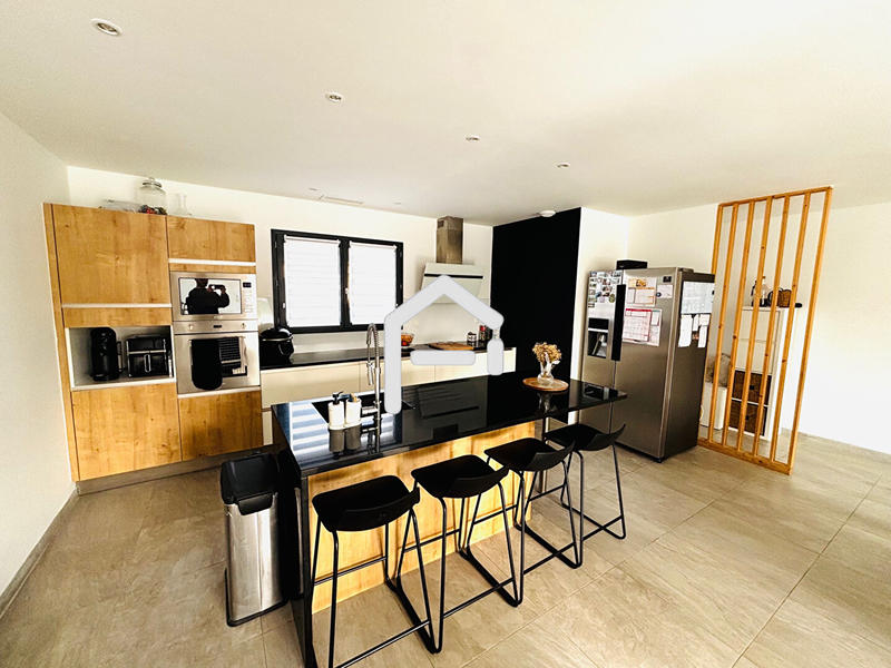 Maison - 129 m² - 4 pièces