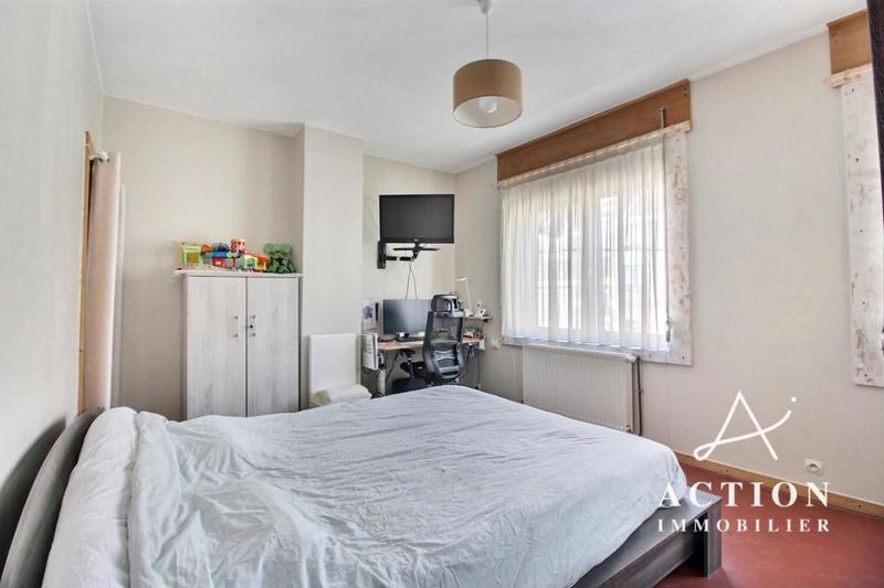 Maison - 105 m² - 4 pièces