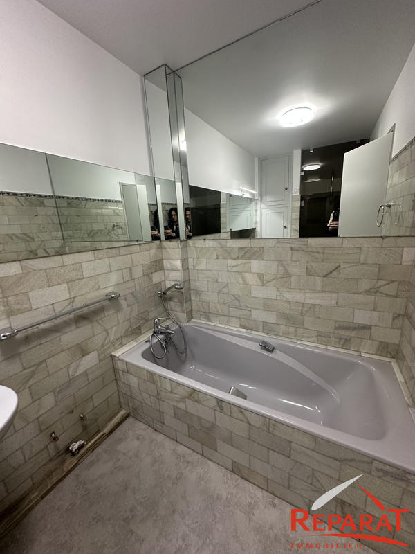 Appartement - 162 m² - 6 pièces