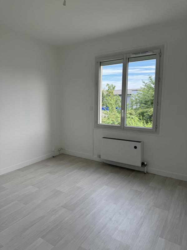 Fonds de commerce - Local commercial - 180 m²