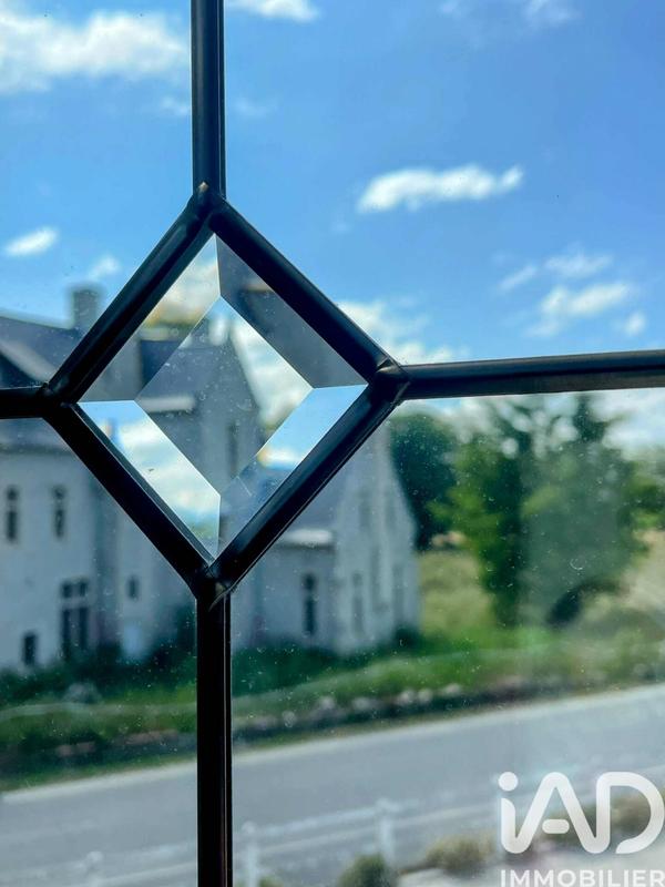 Maison - 299 m² - 9 pièces