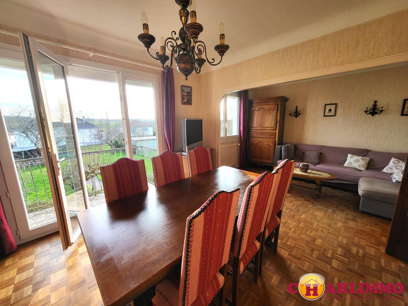 Maison traditionnelle - 108 m² - 4 pièces