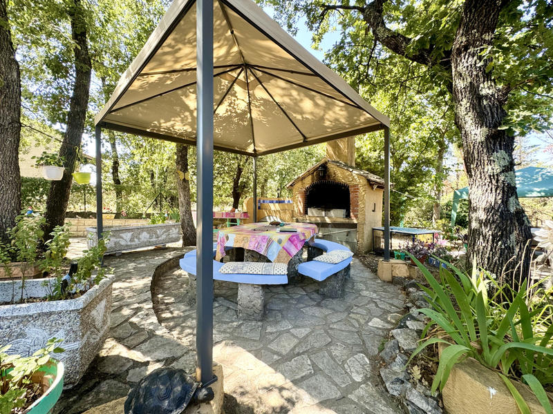 Villa - 163 m² - 6 pièces