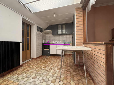 Maison - 92 m² - 6 pièces