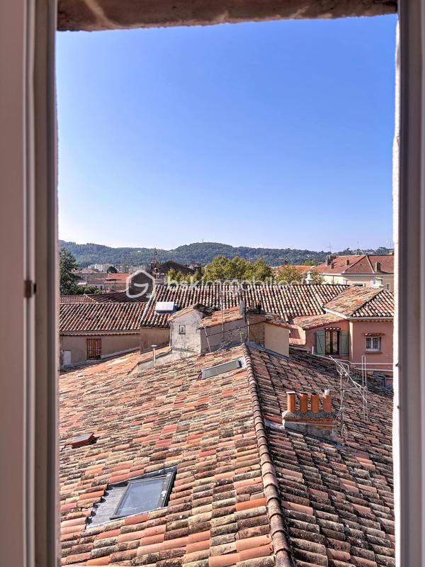 Appartement - 92 m² - 5 pièces