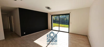 Maison - 89 m² - 5 pièces