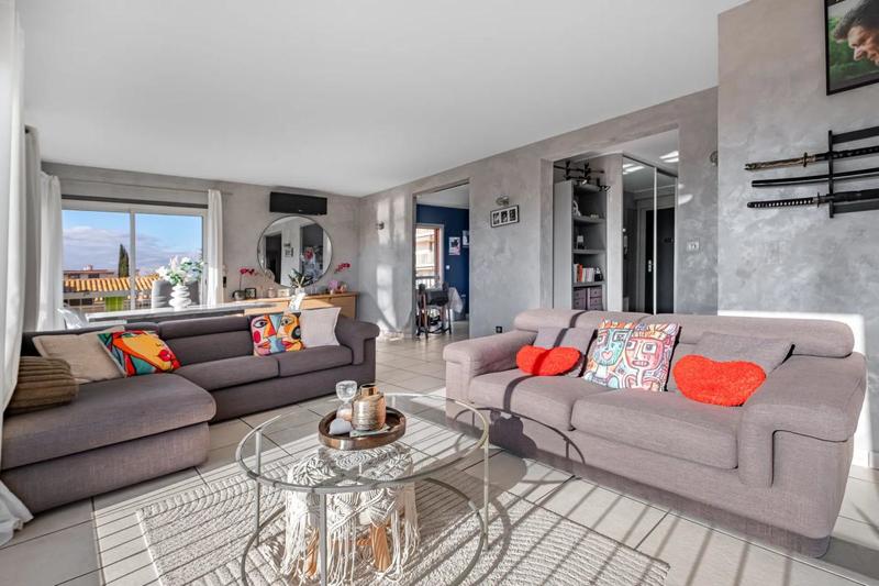 Appartement - 87 m² - 3 pièces