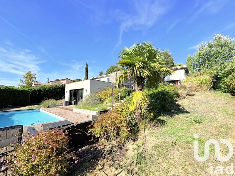 Maison - 178 m² - 5 pièces