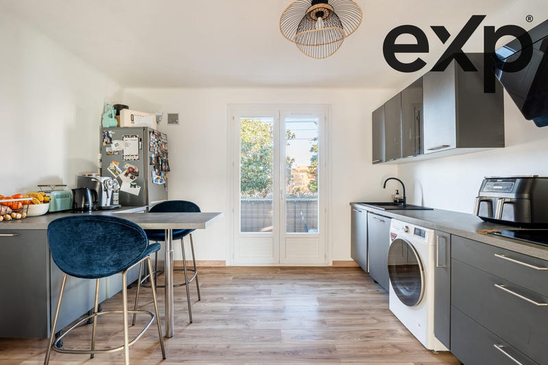 Appartement - 64 m² - 4 pièces