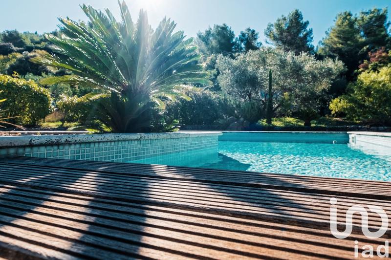 Maison - 170 m² - 5 pièces