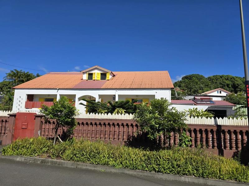 Maison - 160 m² - 7 pièces