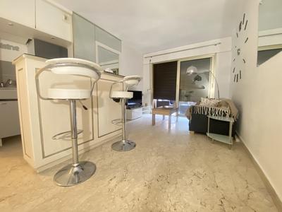 Appartement - 30 m² - 2 pièces