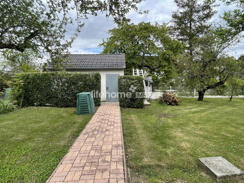 Maison - 180 m² - 8 pièces