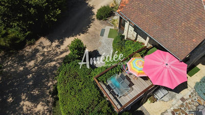 Maison traditionnelle - 195 m² - 9 pièces