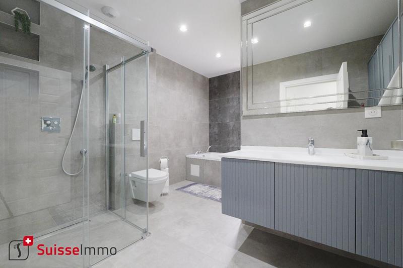 Maison - 195 m² - 7 pièces