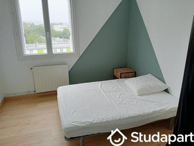 Chambre - 9 m² - 1 pièce