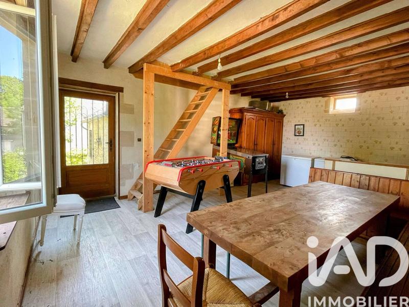 Maison - 365 m² - 12 pièces