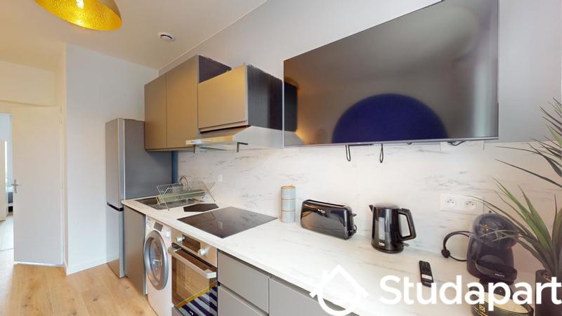 Chambre - 11 m² - 1 pièce