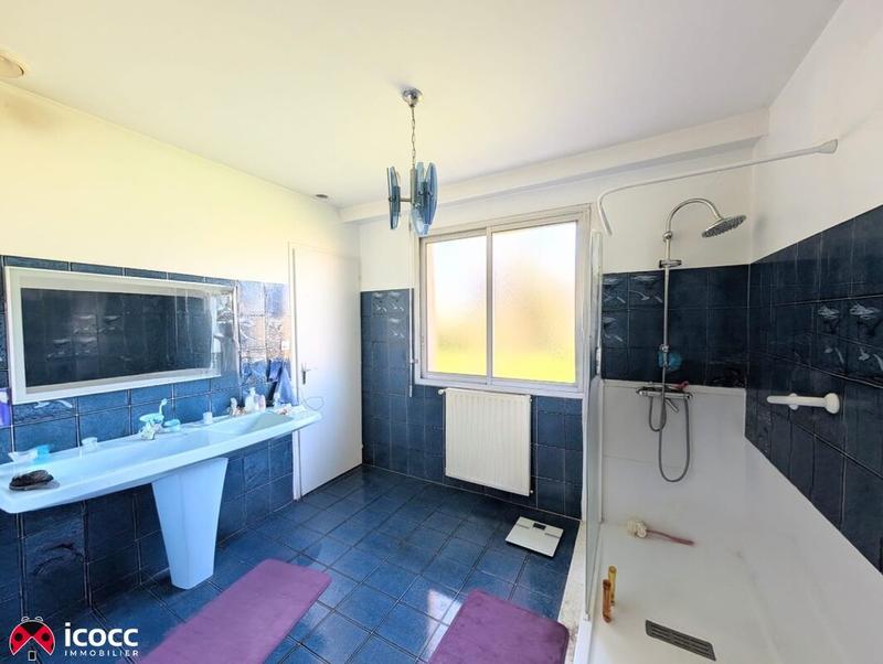 Propriété - 141 m² - 7 pièces