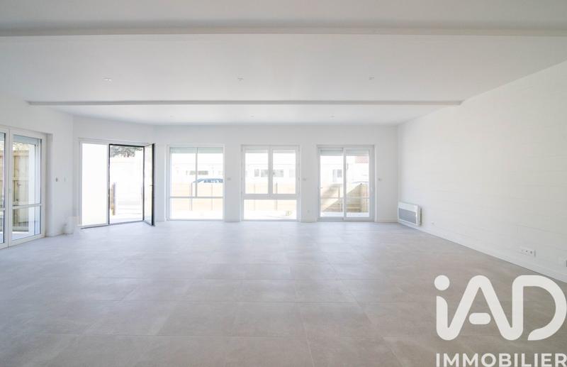 Maison - 185 m² - 6 pièces