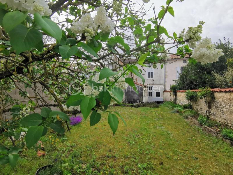 Maison de village - 110 m² - 5 pièces