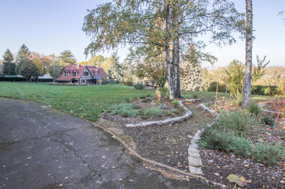 Propriété - 293 m² - 5 pièces