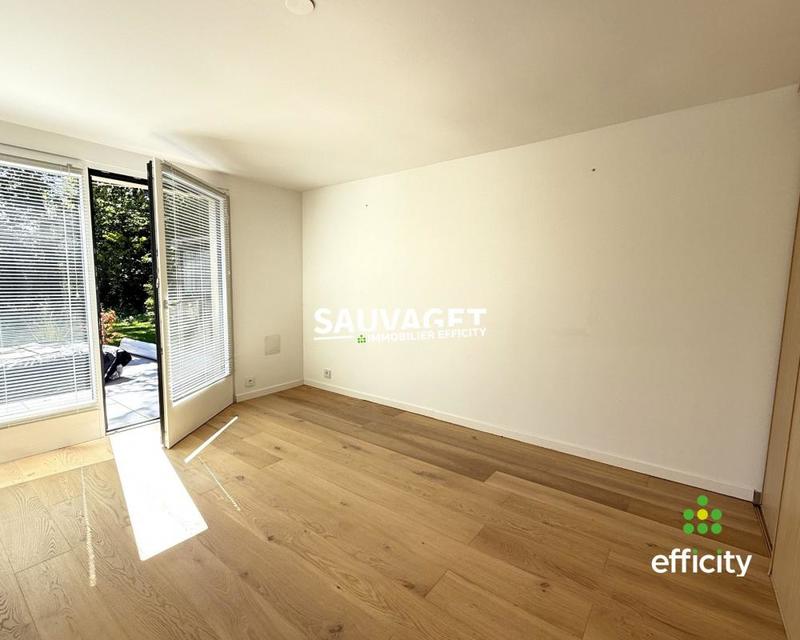 Maison - 143 m² - 5 pièces
