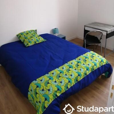 Chambre - 10 m² - 1 pièce